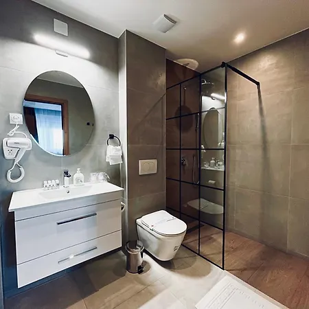 Mozaik Apartments & Spa - Modern 4-Star Apartments With Exclusive Private Spa Wellness In The City Center - Sauna, Jacuzzi, Turkish Bath - Free Parking, Wi-Fi - Rooms & Apartments Cuprija Exterior photo