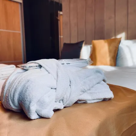 Mozaik Apartments & Spa - Modern 4-Star Apartments With Exclusive Private Spa Wellness In The City Center - Sauna, Jacuzzi, Turkish Bath - Free Parking, Wi-Fi - Rooms & Apartments Cuprija Exterior photo