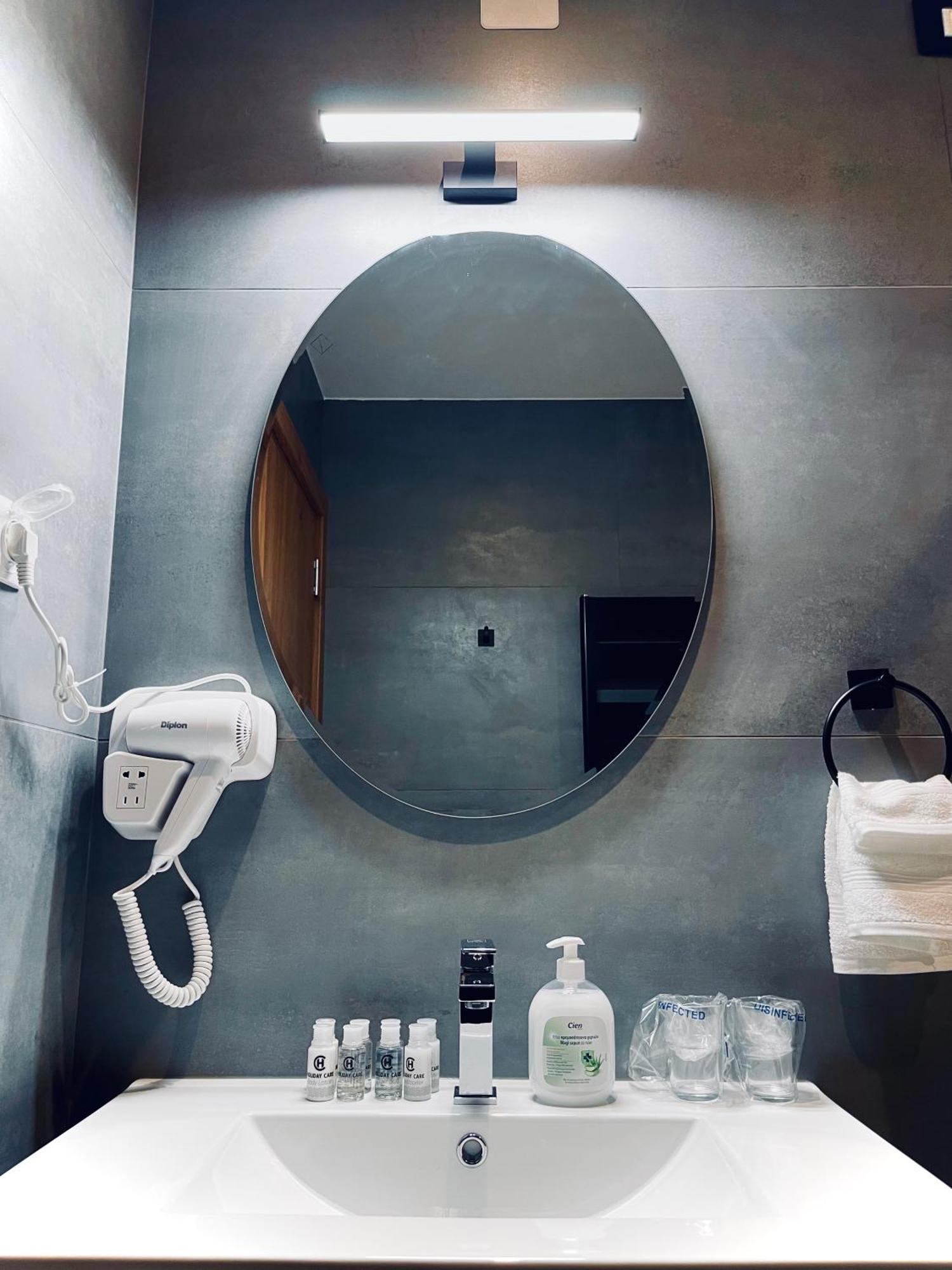 Mozaik & - Modern 4-star With Exclusive Private Wellness In The Center - Sauna, Jacuzzi, Turkish Bath - Free Parking, Wi-fi - & Apartment *