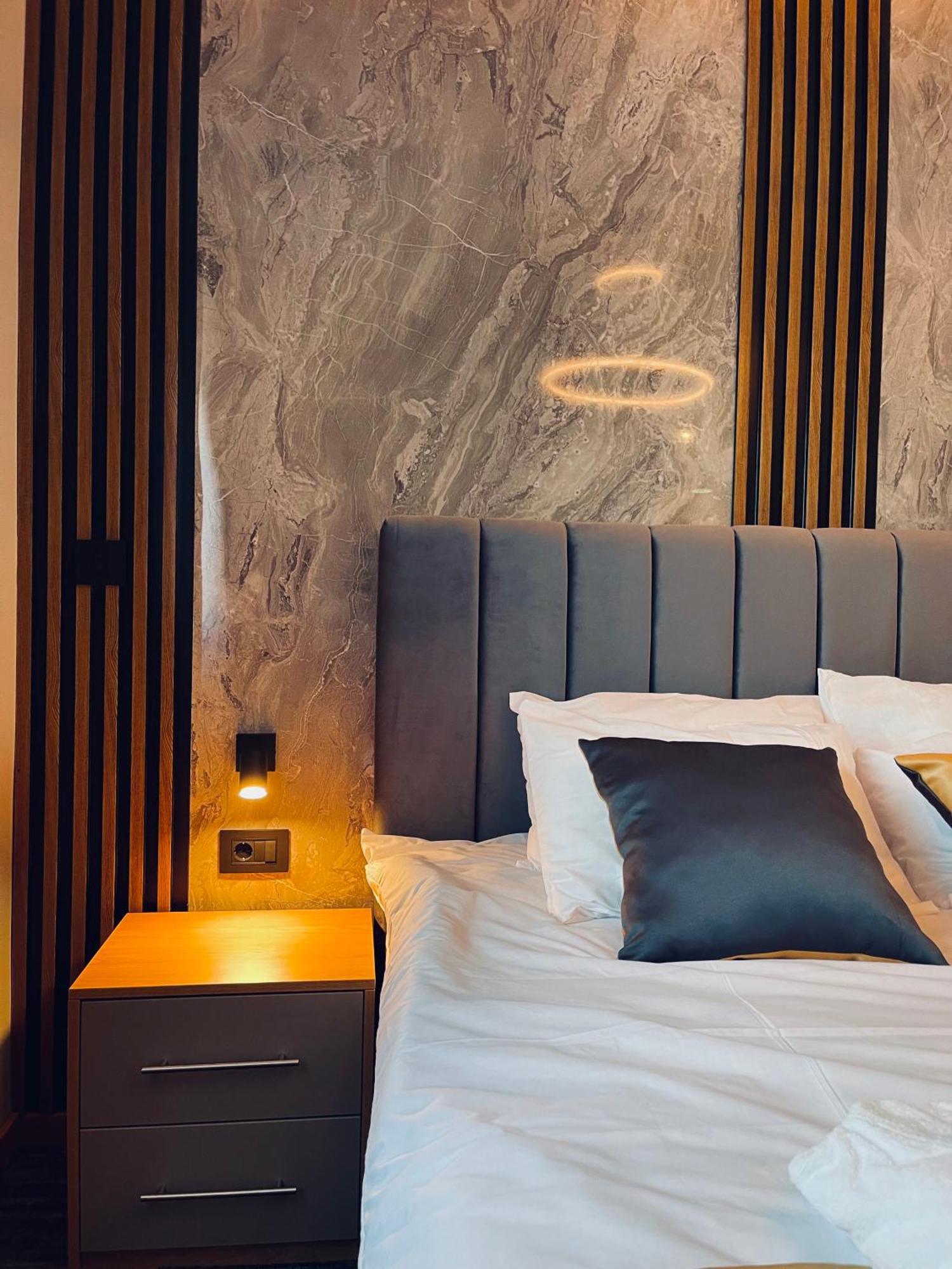 Mozaik & - Modern 4-star With Exclusive Private Wellness In The Center - Sauna, Jacuzzi, Turkish Bath - Free Parking, Wi-fi - & Cuprija