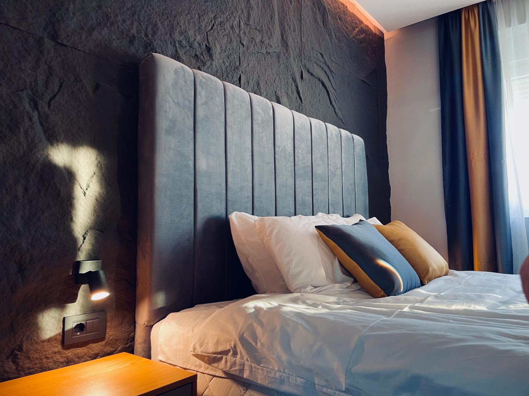 Mozaik & - Modern 4-star With Exclusive Private Wellness In The Center - Sauna, Jacuzzi, Turkish Bath - Free Parking, Wi-fi - & Apartment Cuprija