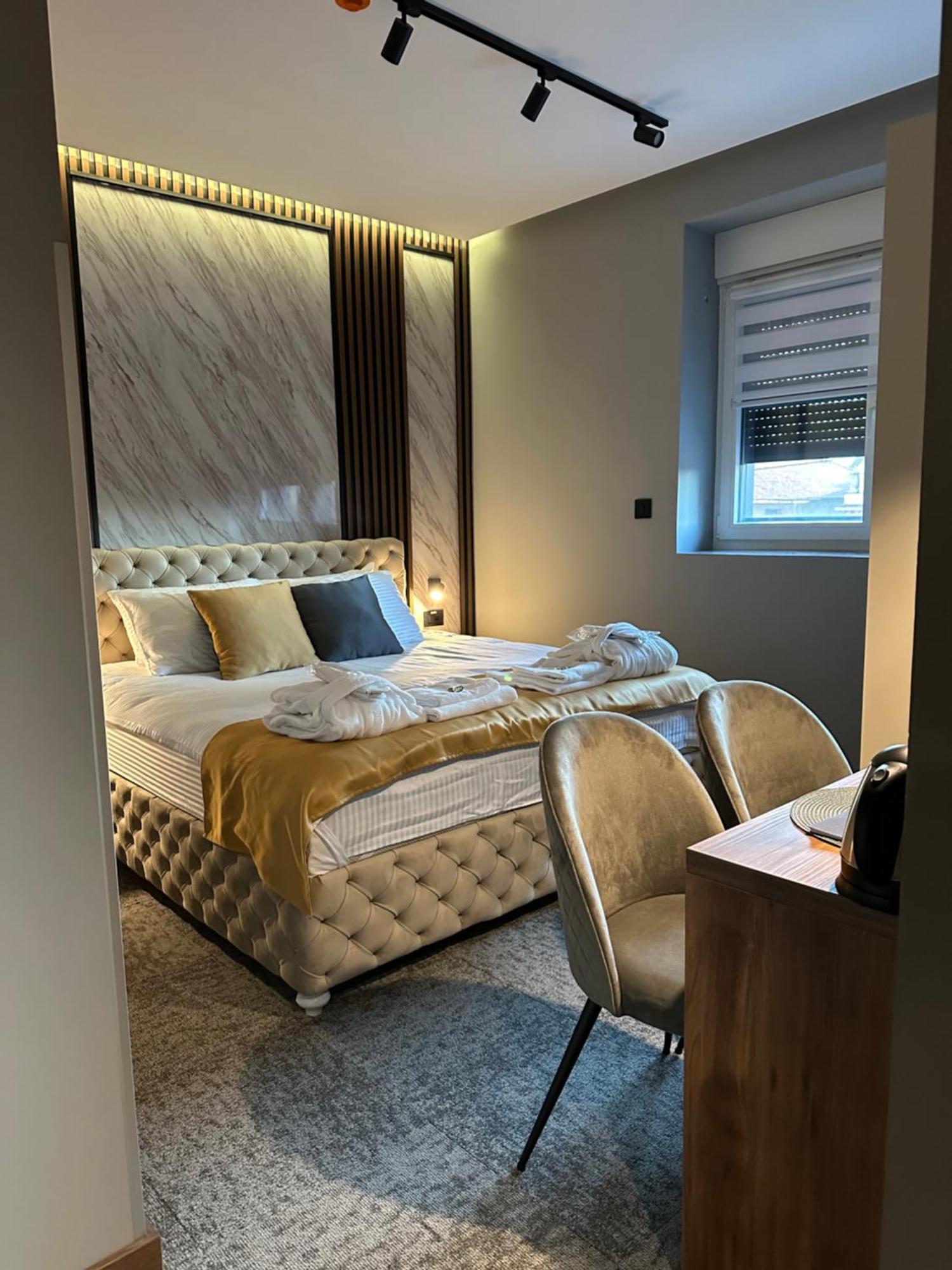 Mozaik & - Modern 4-star With Exclusive Private Wellness In The Center - Sauna, Jacuzzi, Turkish Bath - Free Parking, Wi-fi - &